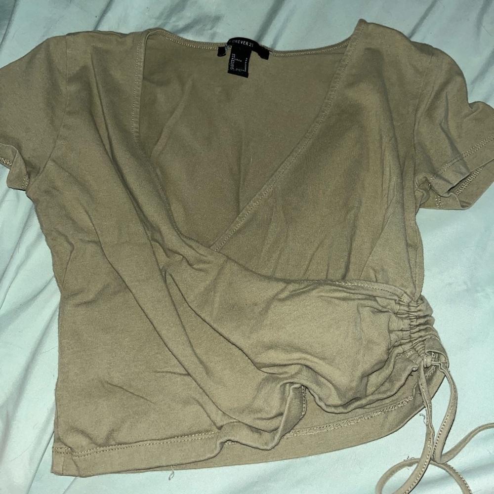 green crop top